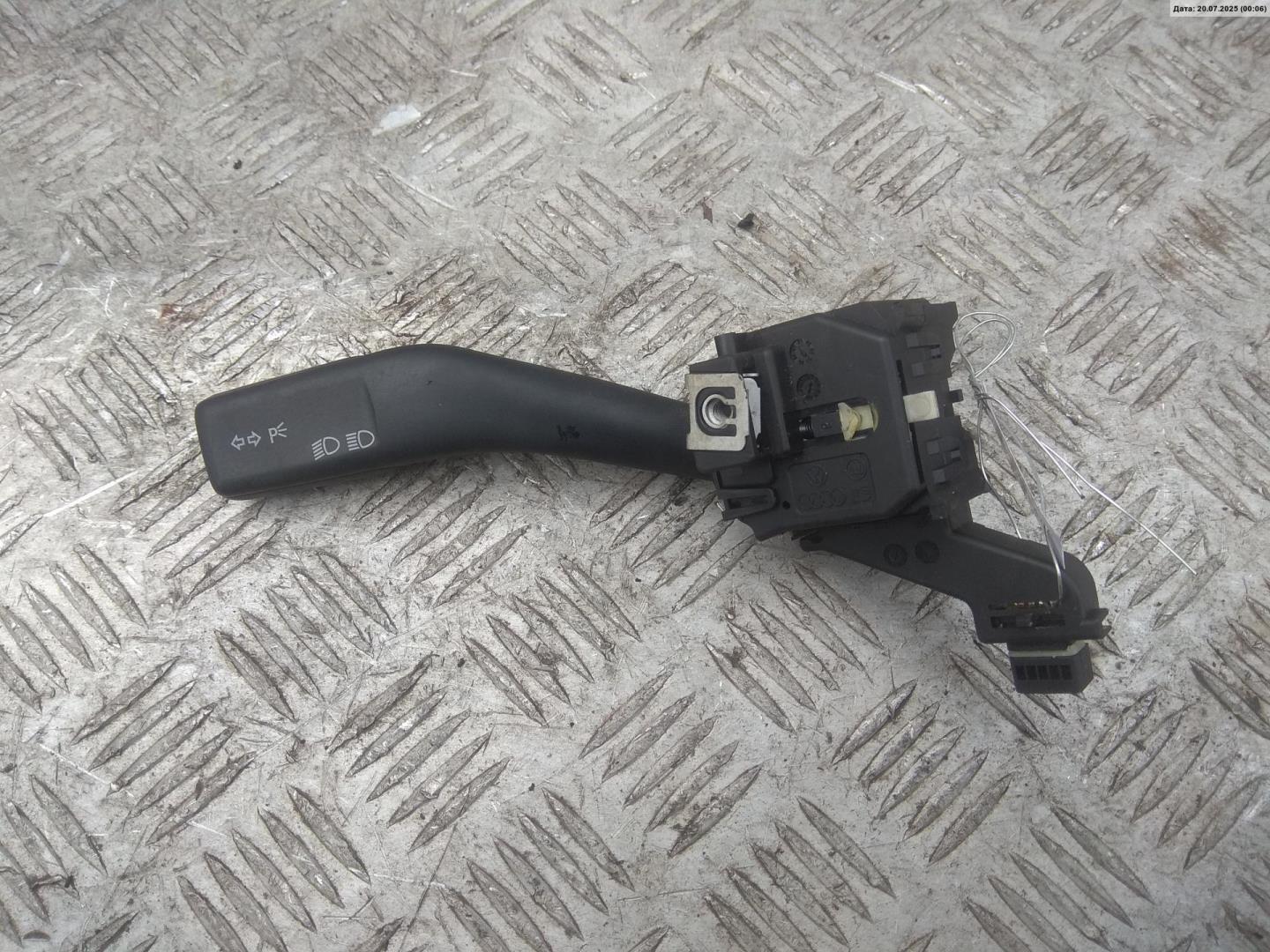 Переключатель поворотов подрулевой