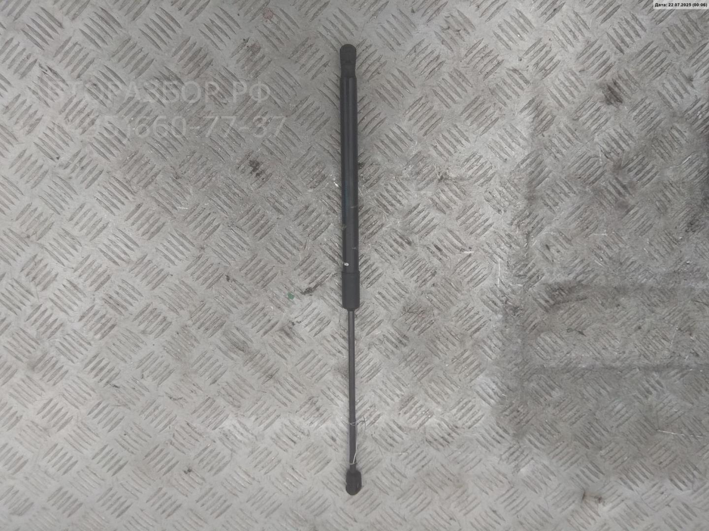 Амортизатор крышки багажника