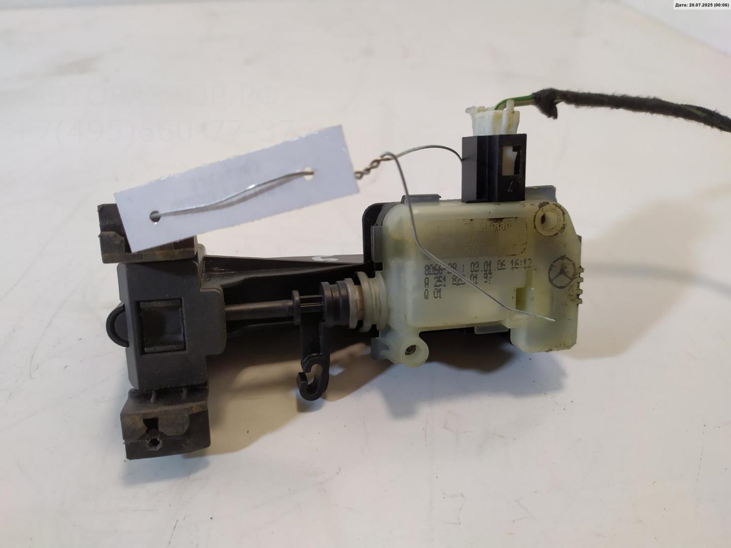 Активатор замка двери