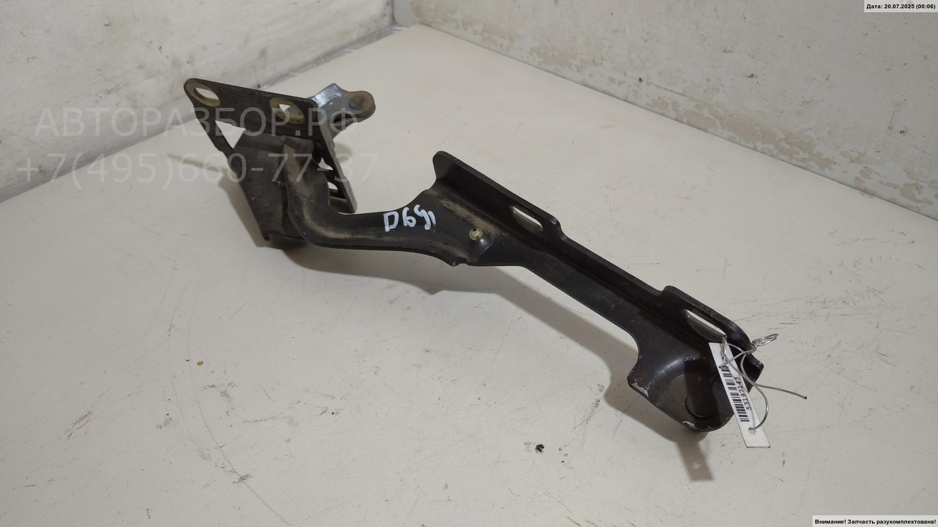 Петля капота левая