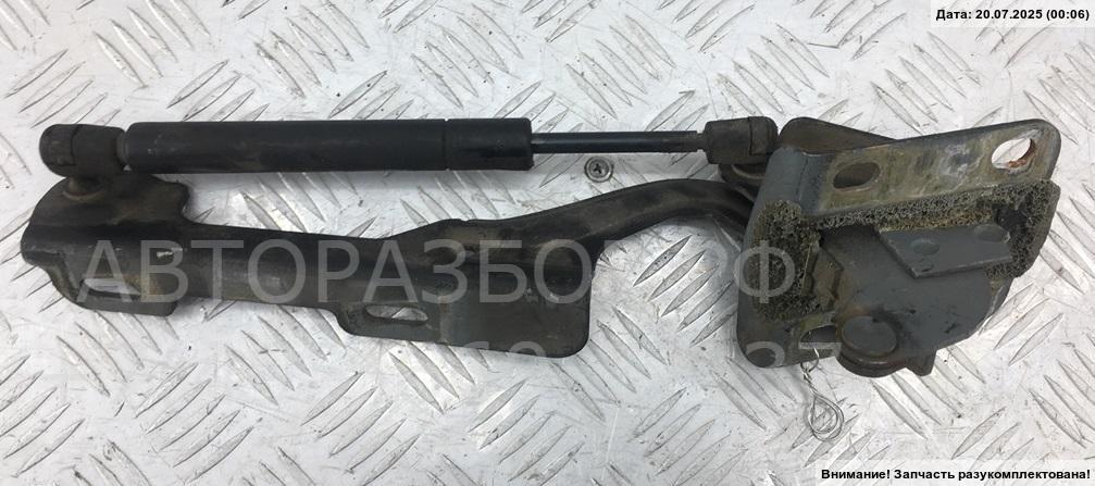 Петля капота правая