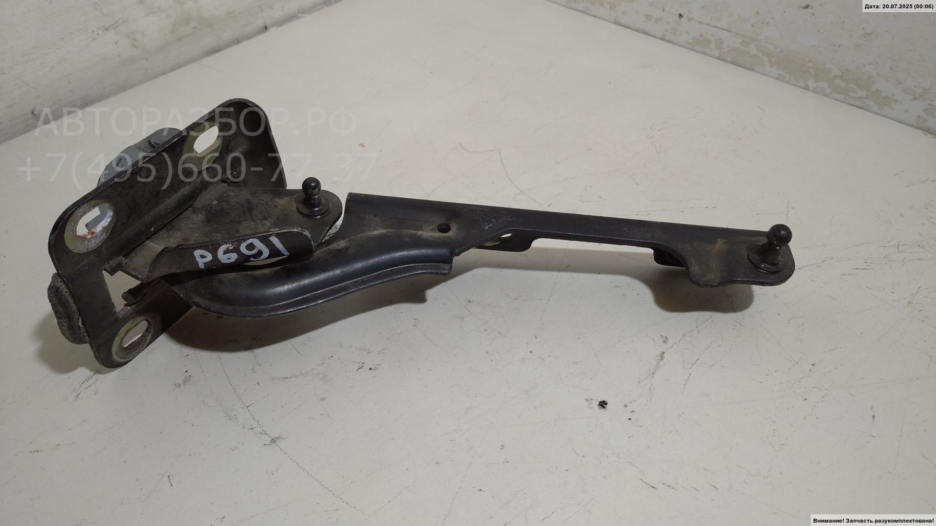 Петля капота правая