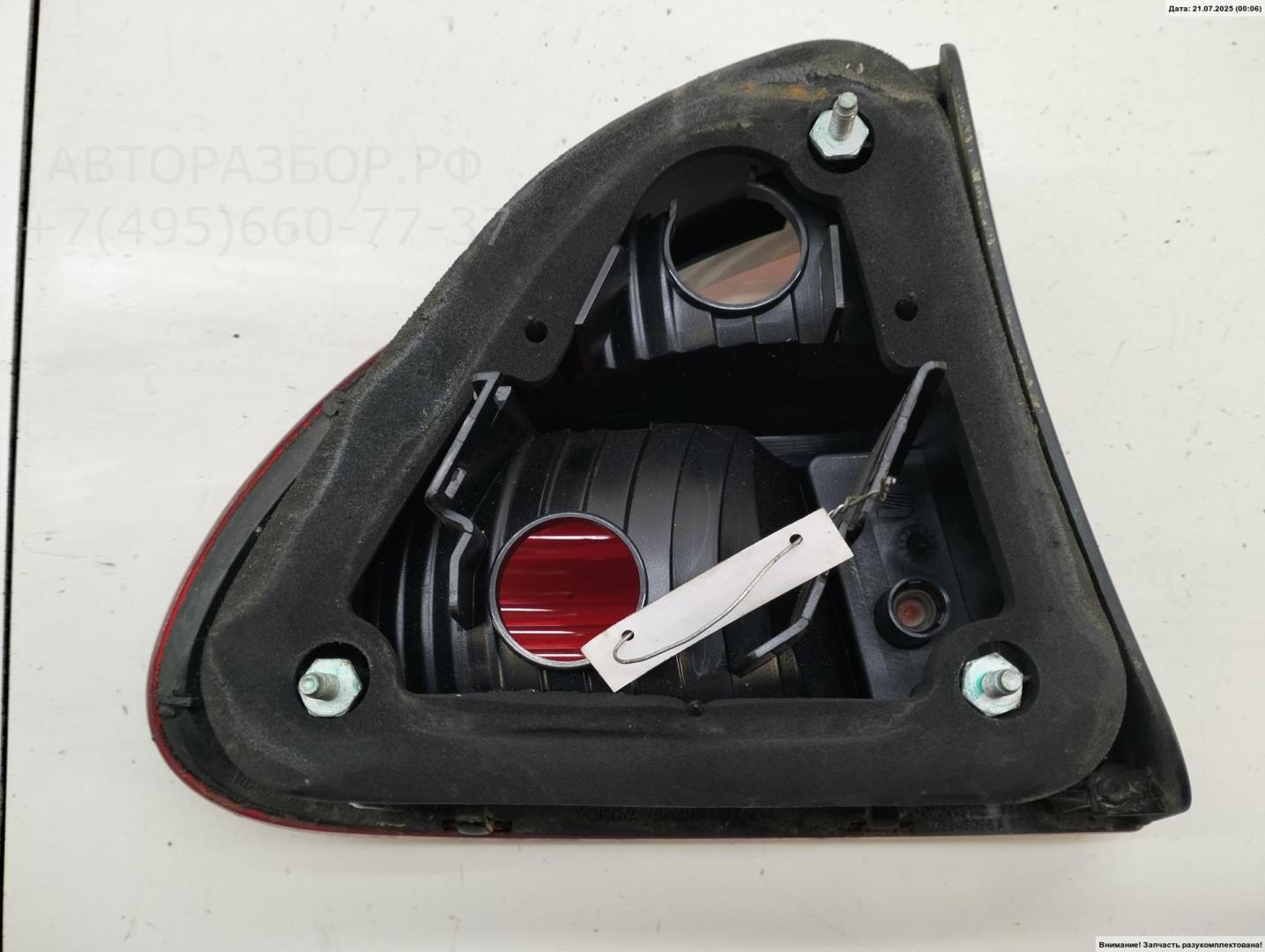 Фонарь задний правый