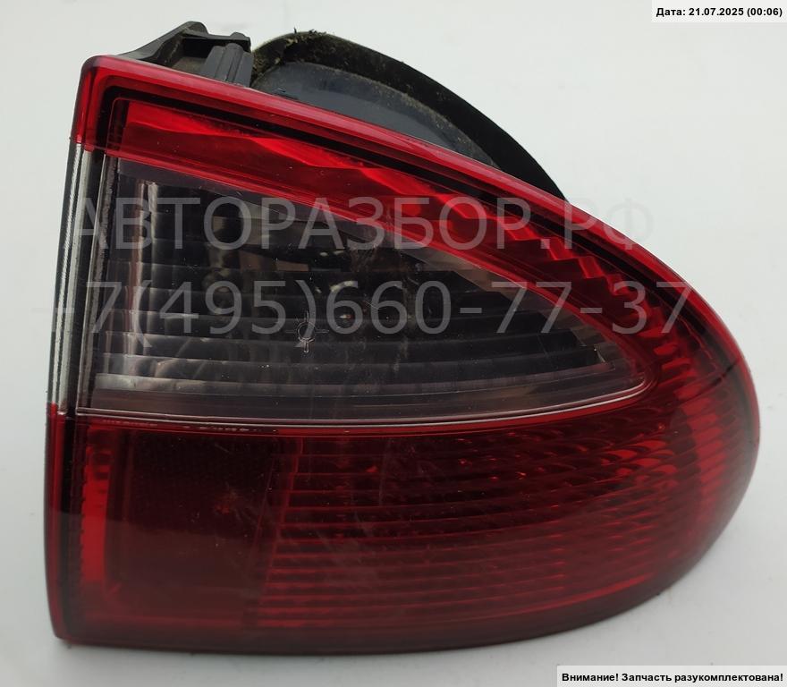 Фонарь задний правый