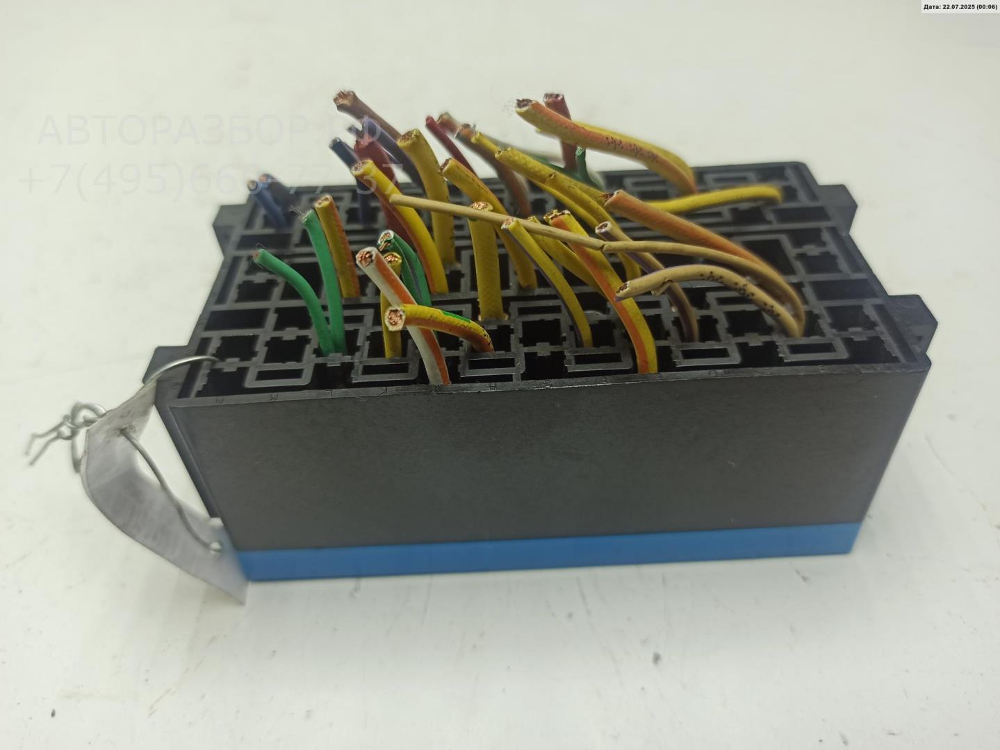 Блок предохранителей