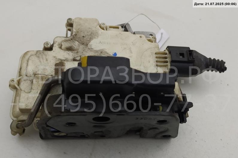 Замок двери задней правой