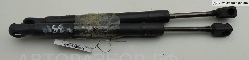 Амортизатор крышки багажника