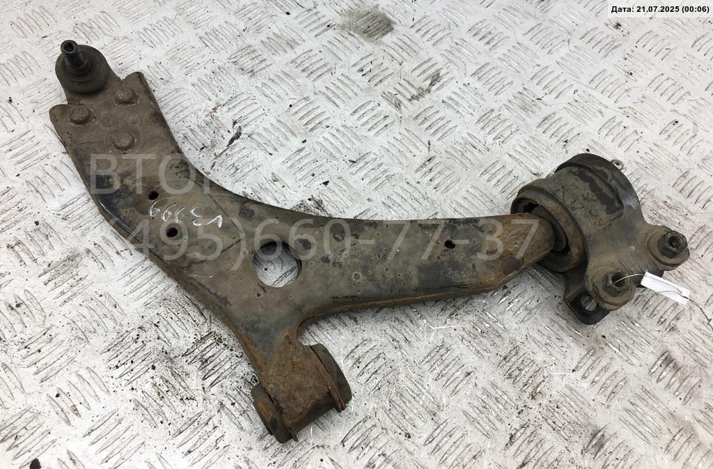 Рычаг передний правый
