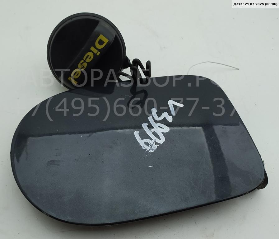 Лючок бензобака