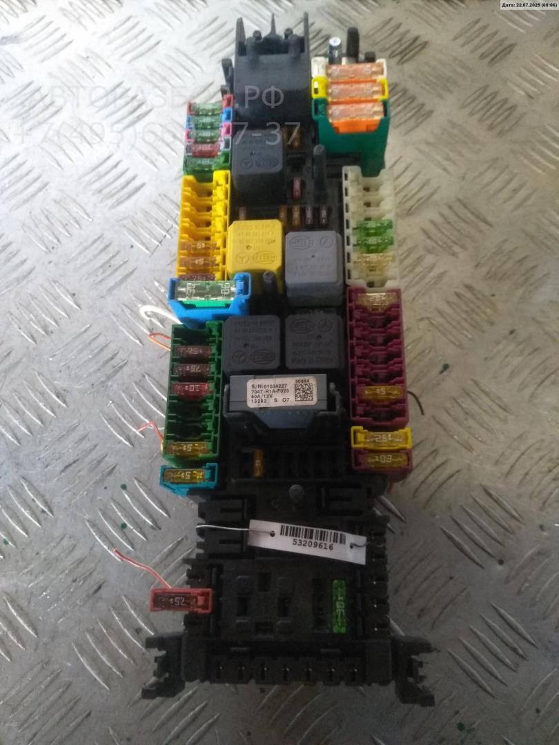 Блок предохранителей