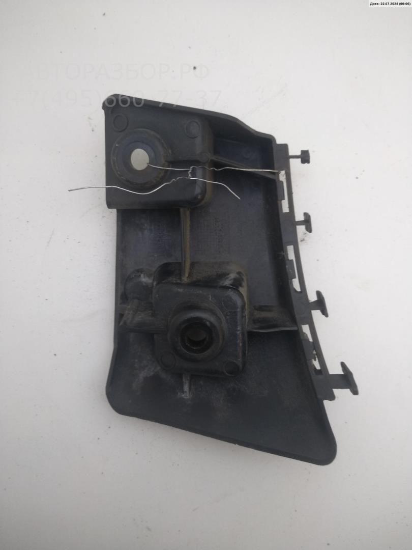 Кронштейн заднего бампера левый