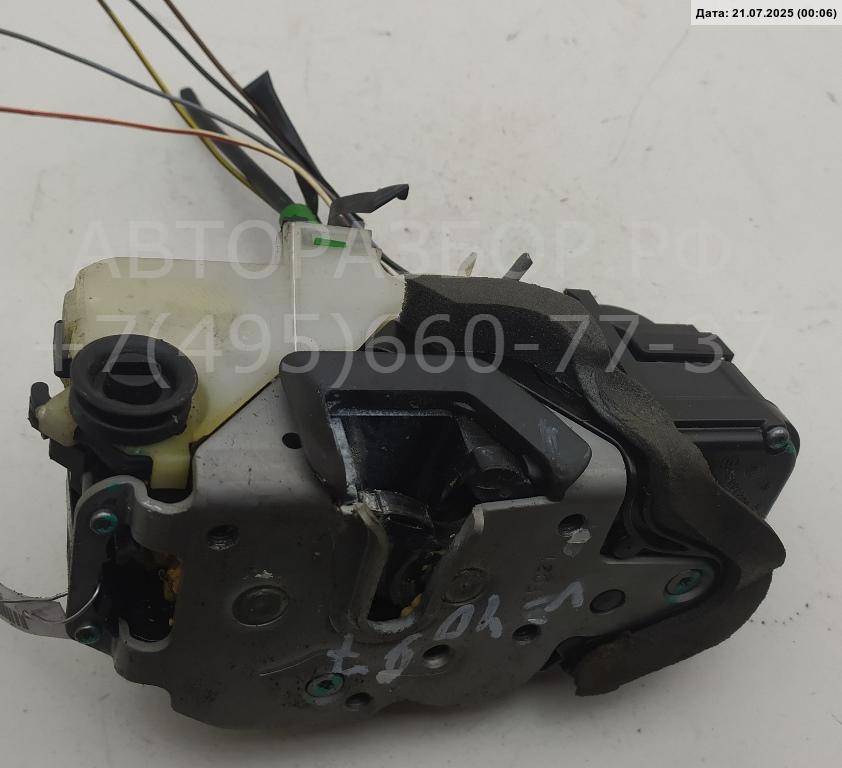 Замок двери задней правой