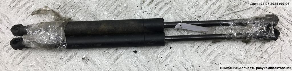 Амортизатор крышки багажника