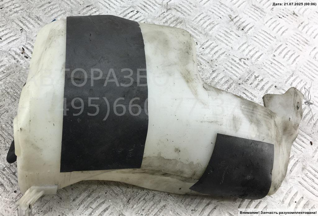 Бачок омывателя лобового стекла