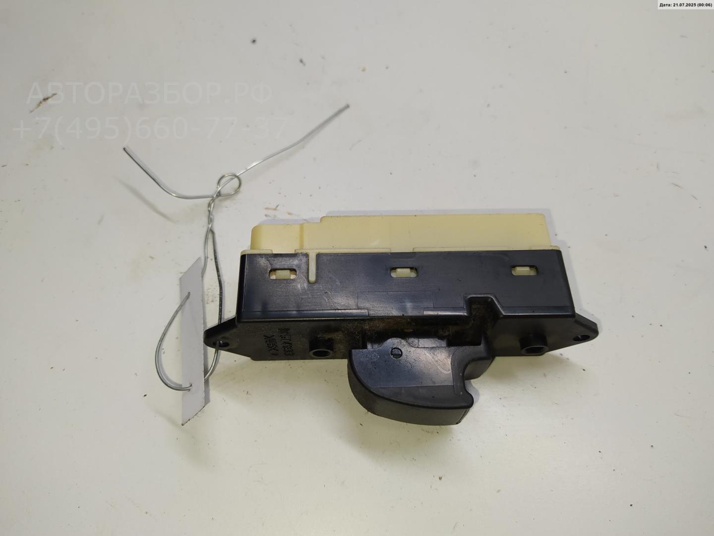 Кнопка стеклоподъемника