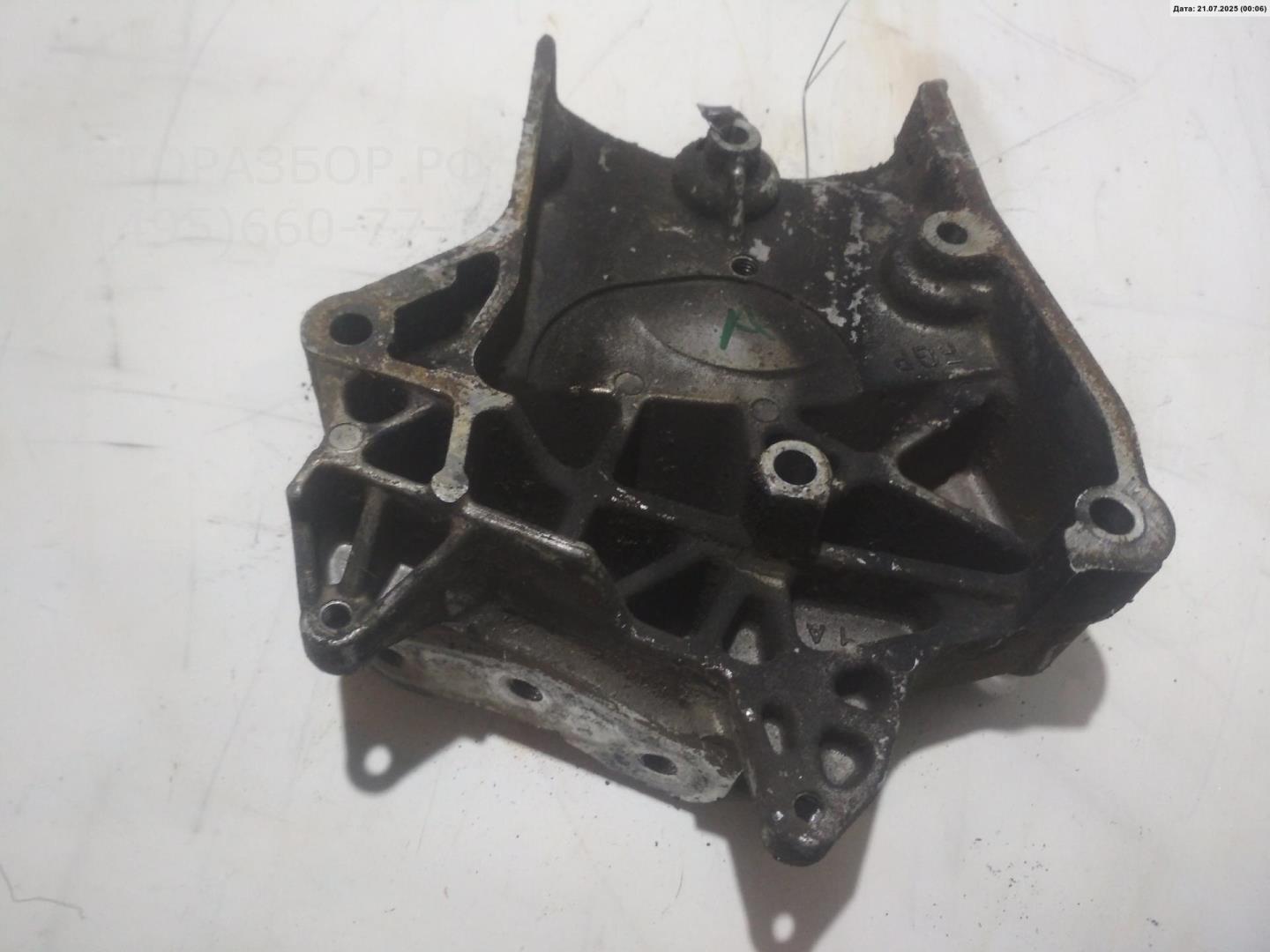 Опора двигателя