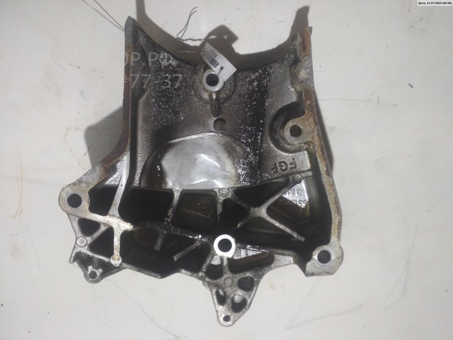 Опора двигателя