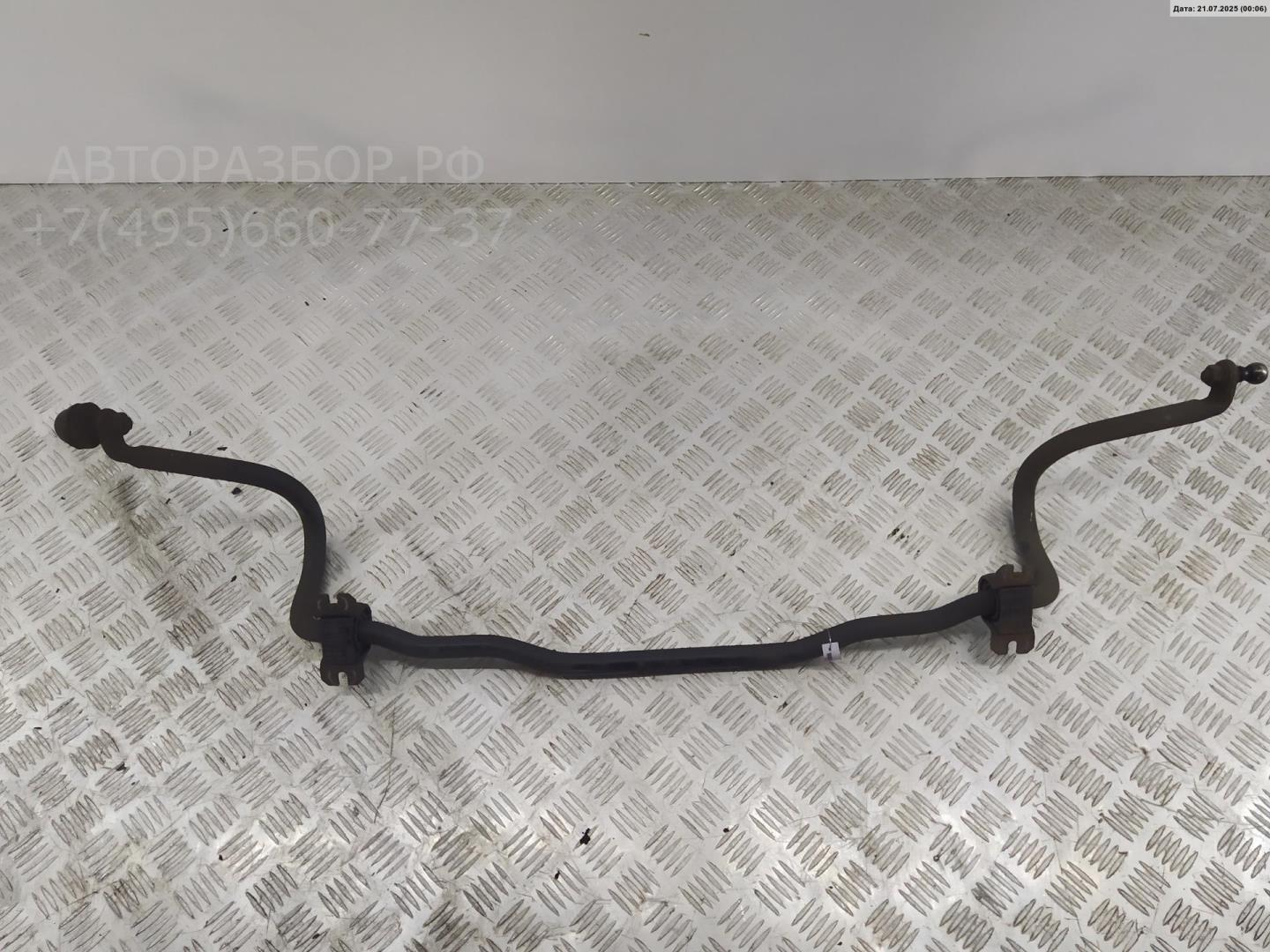 Стабилизатор передний