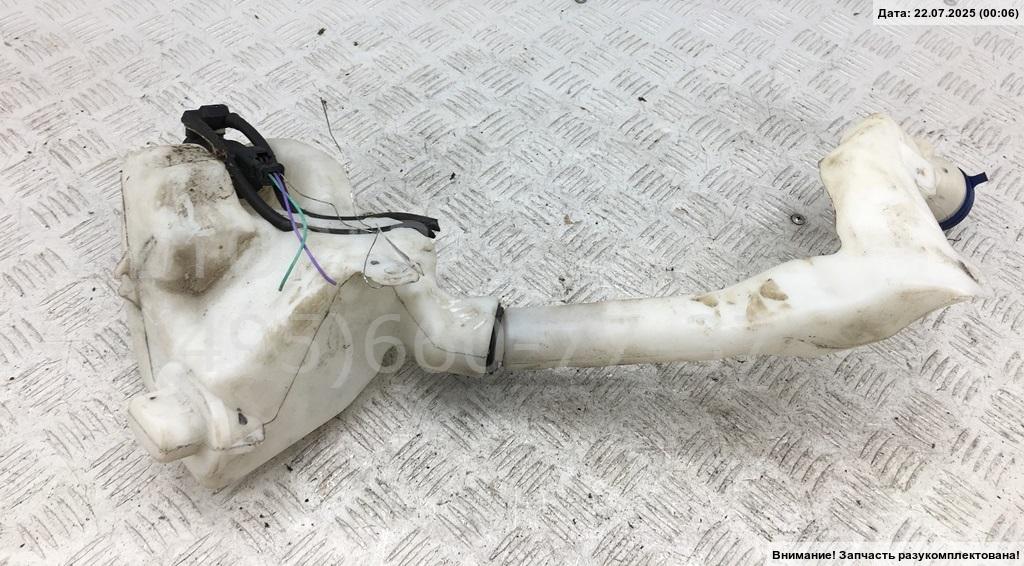 Бачок омывателя лобового стекла