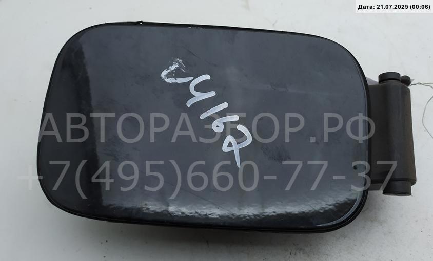 Лючок бензобака