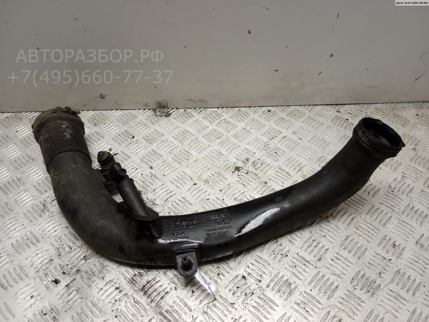 Патрубок интеркулера