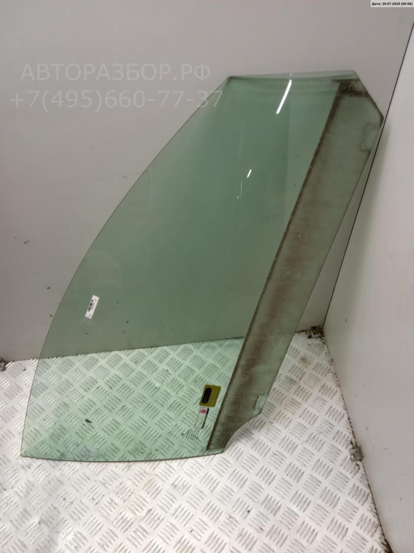 Стекло двери передней правой