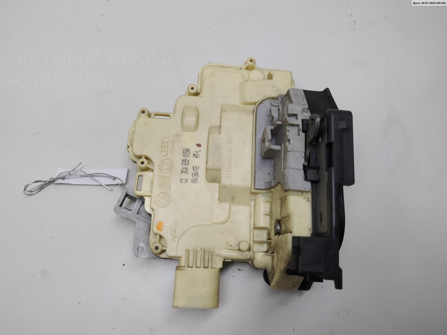 Замок двери задней левой