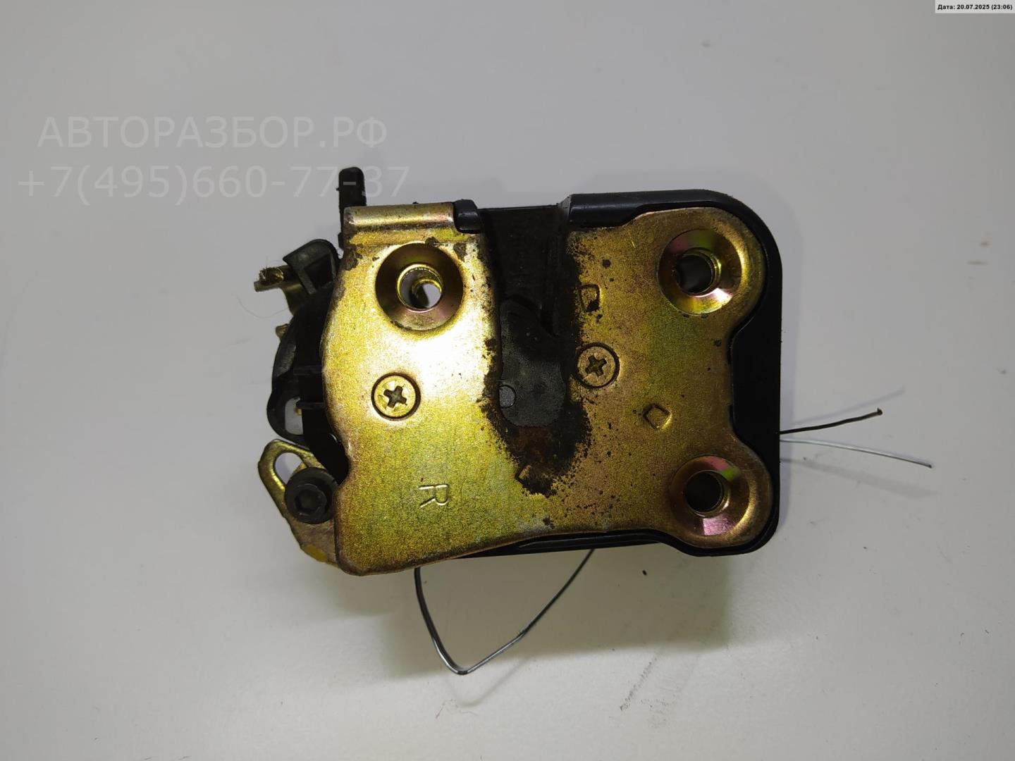 Замок двери задней правой