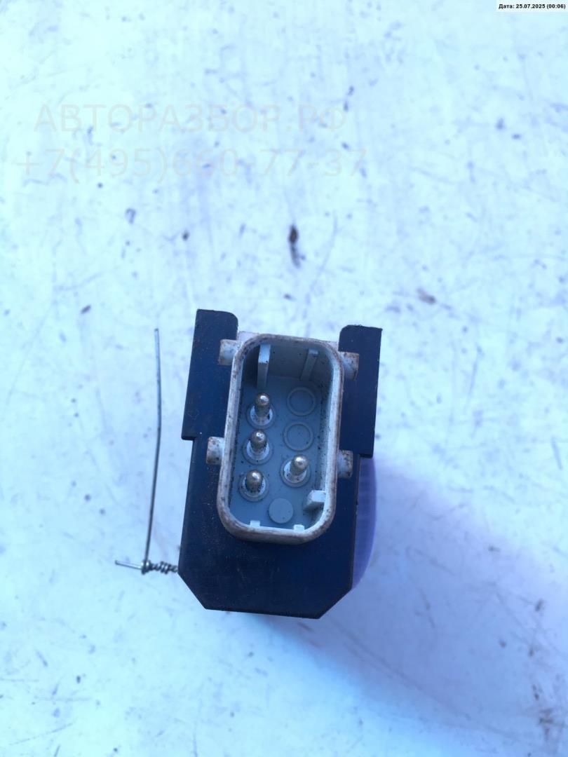 Активатор замка двери