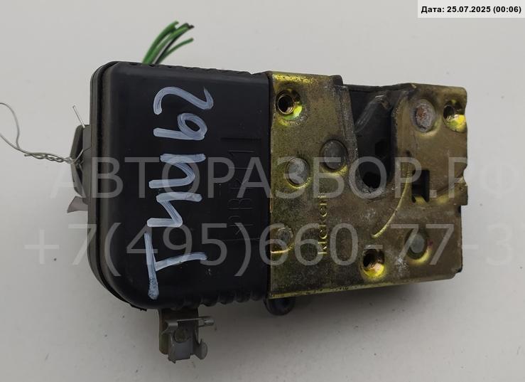 Замок двери передней левой