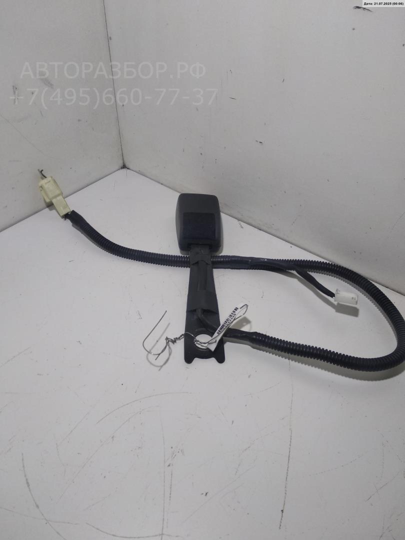 Ответная часть ремня безопасности