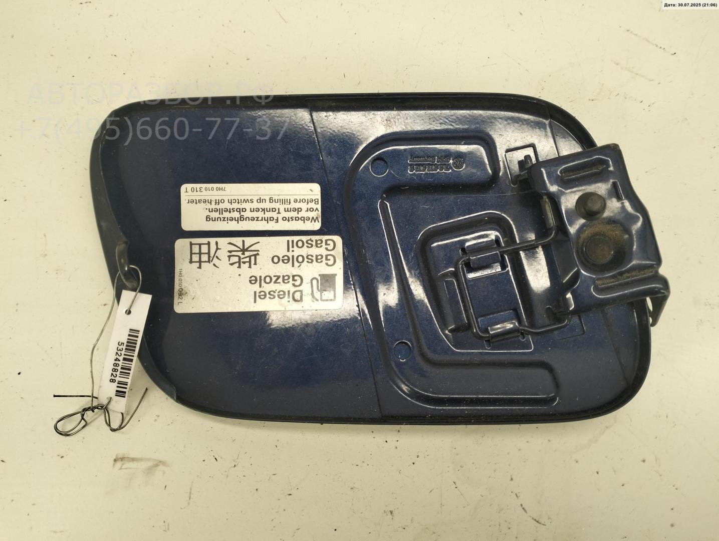 Лючок бензобака