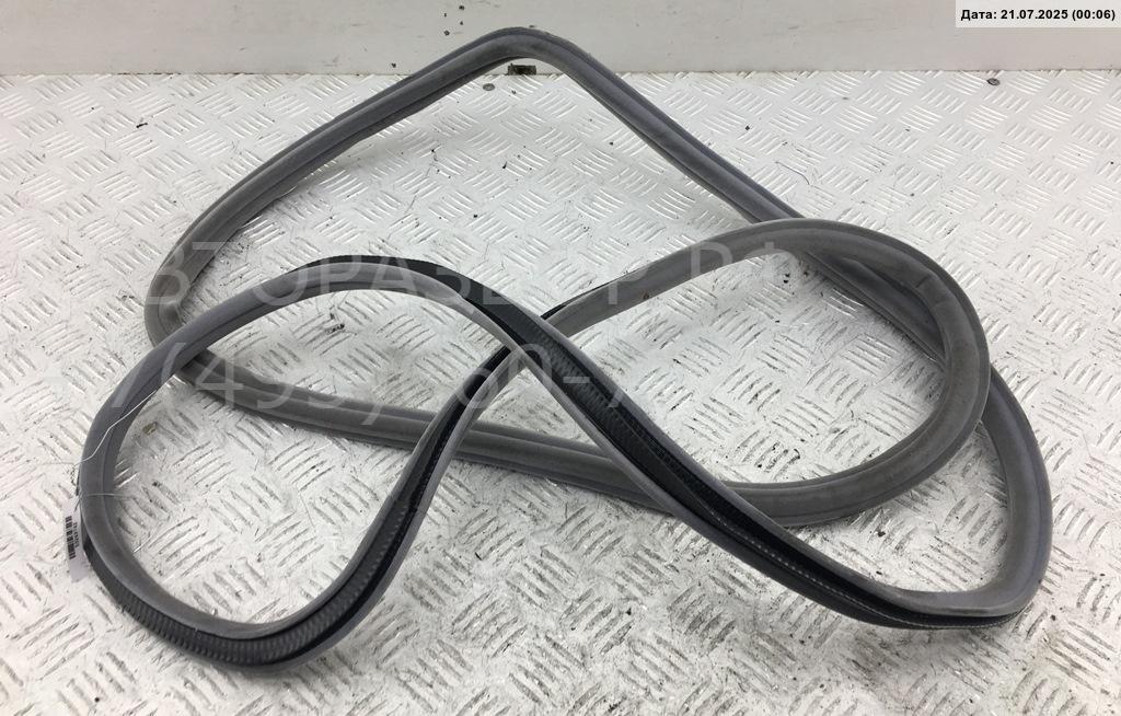 Уплотнитель двери