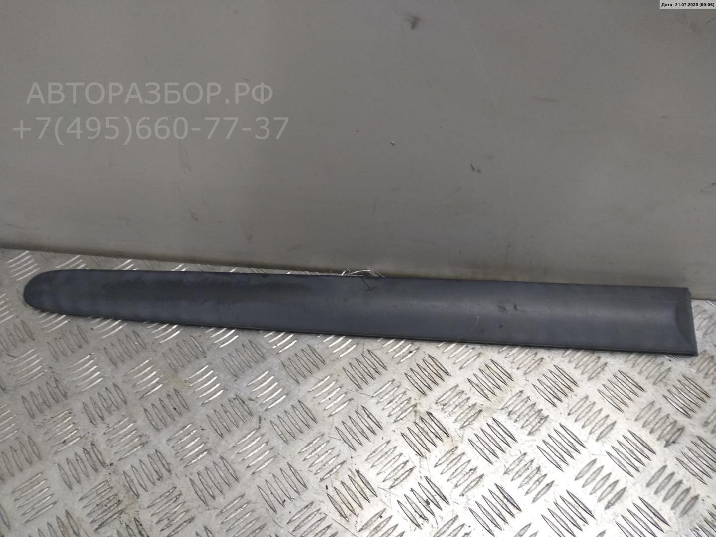 Накладка двери задней левой