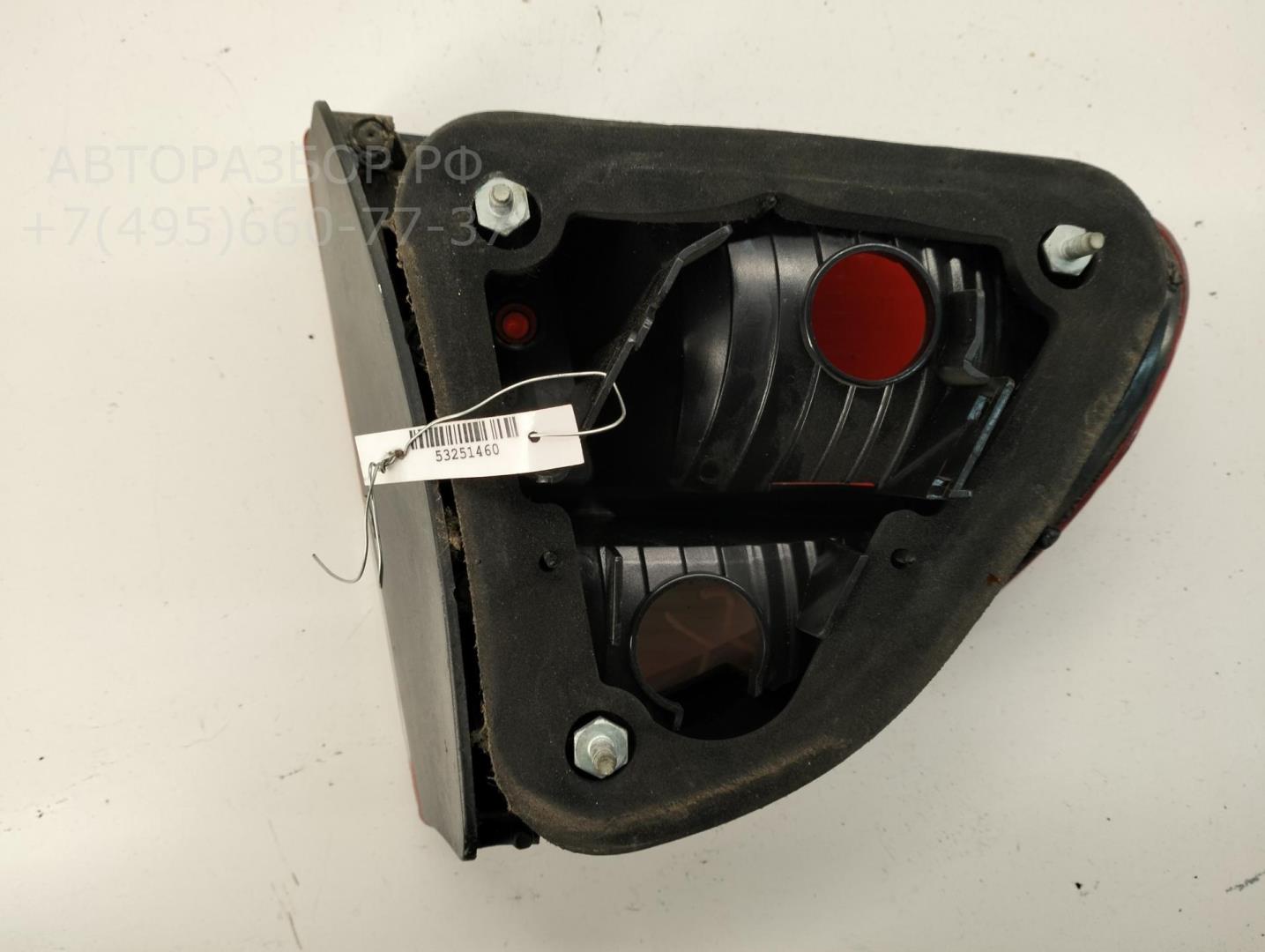 Фонарь задний правый