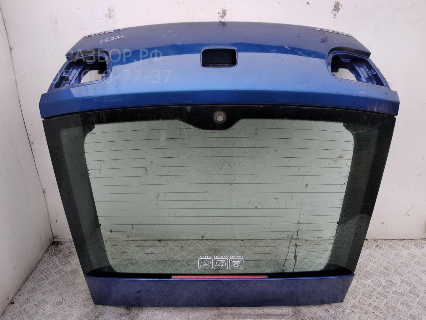 Дверь багажника