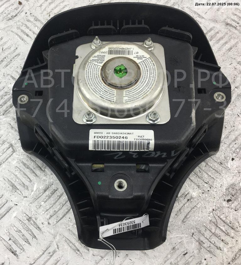 Подушка безопасности в рулевое колесо