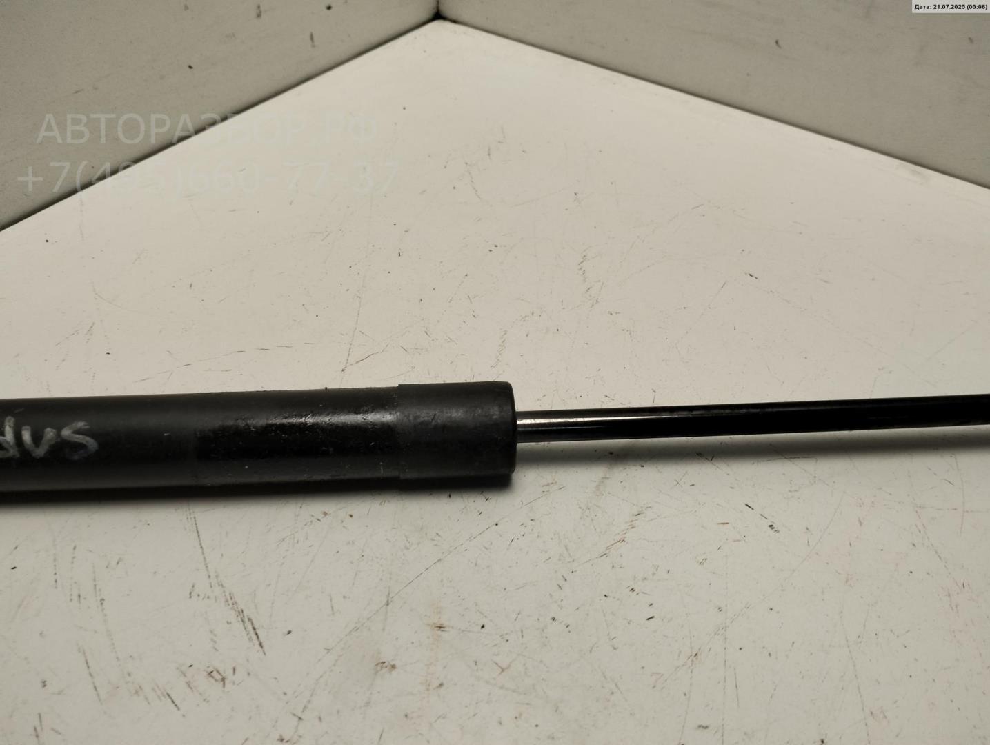 Амортизатор крышки багажника