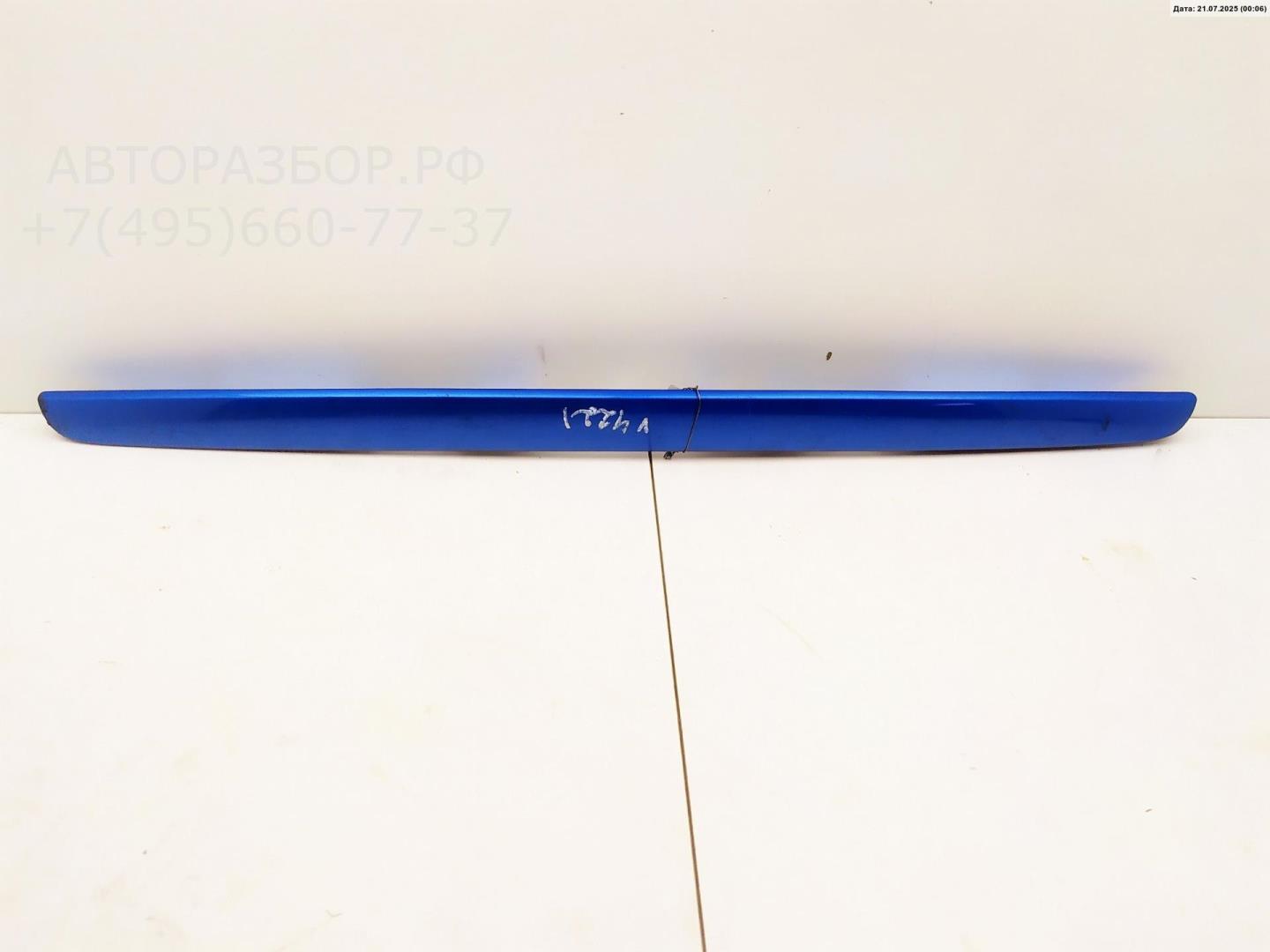 Накладка крышки багажника