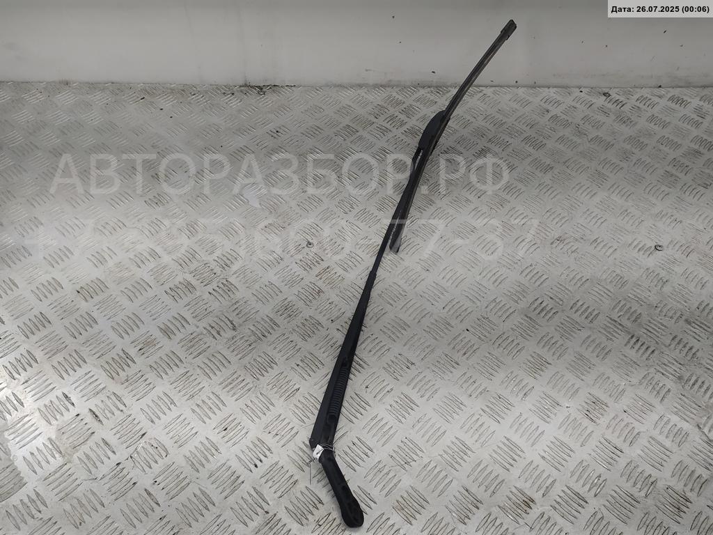 Поводок стеклоочистителя передний правый