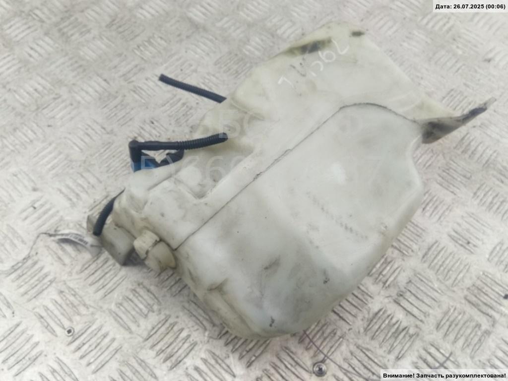 Бачок омывателя лобового стекла