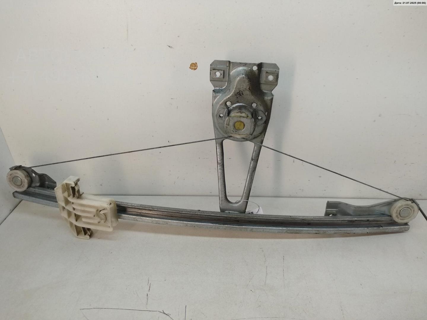 Стеклоподъемник механ. задний левый