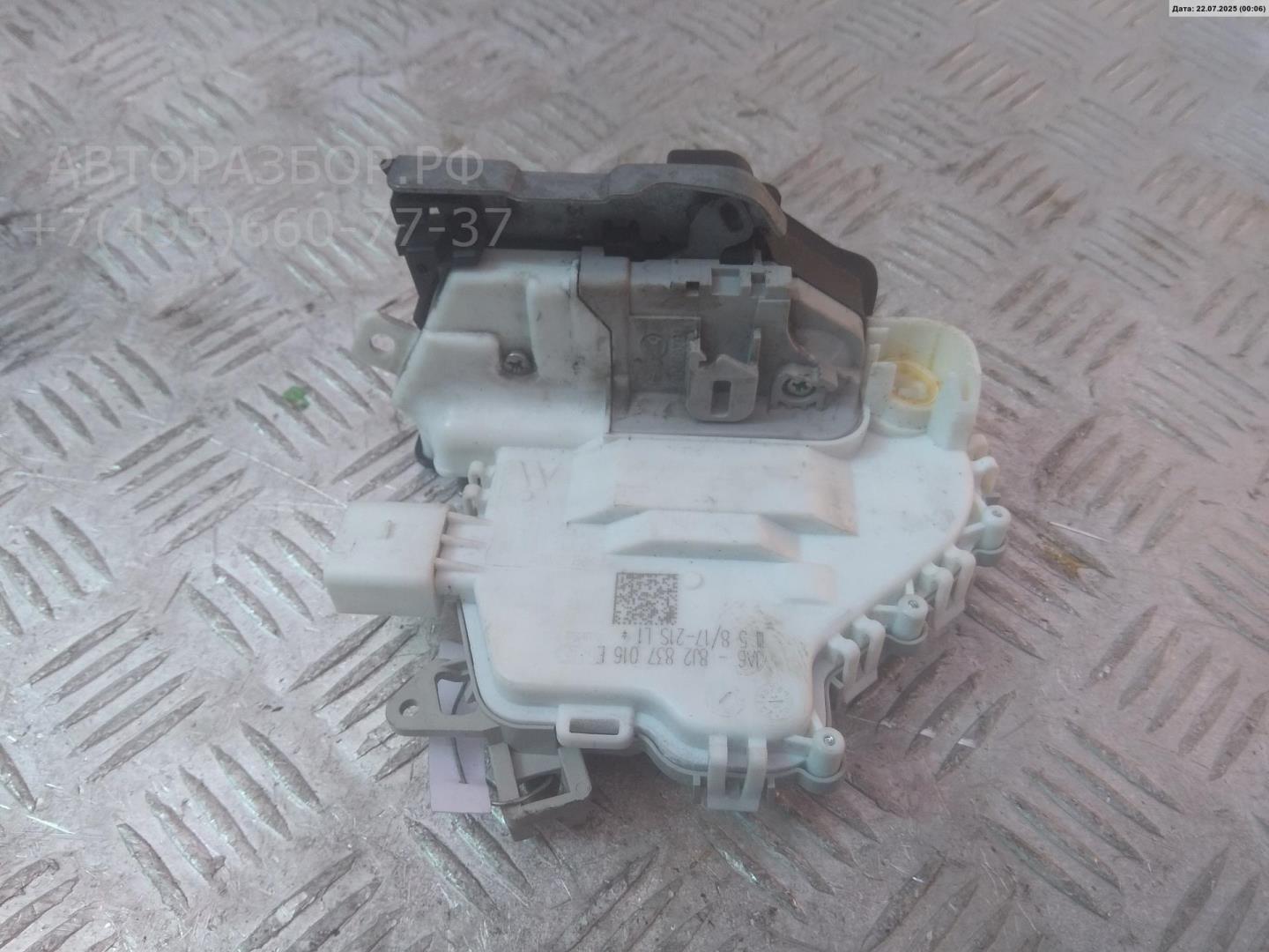 Замок двери передней правой