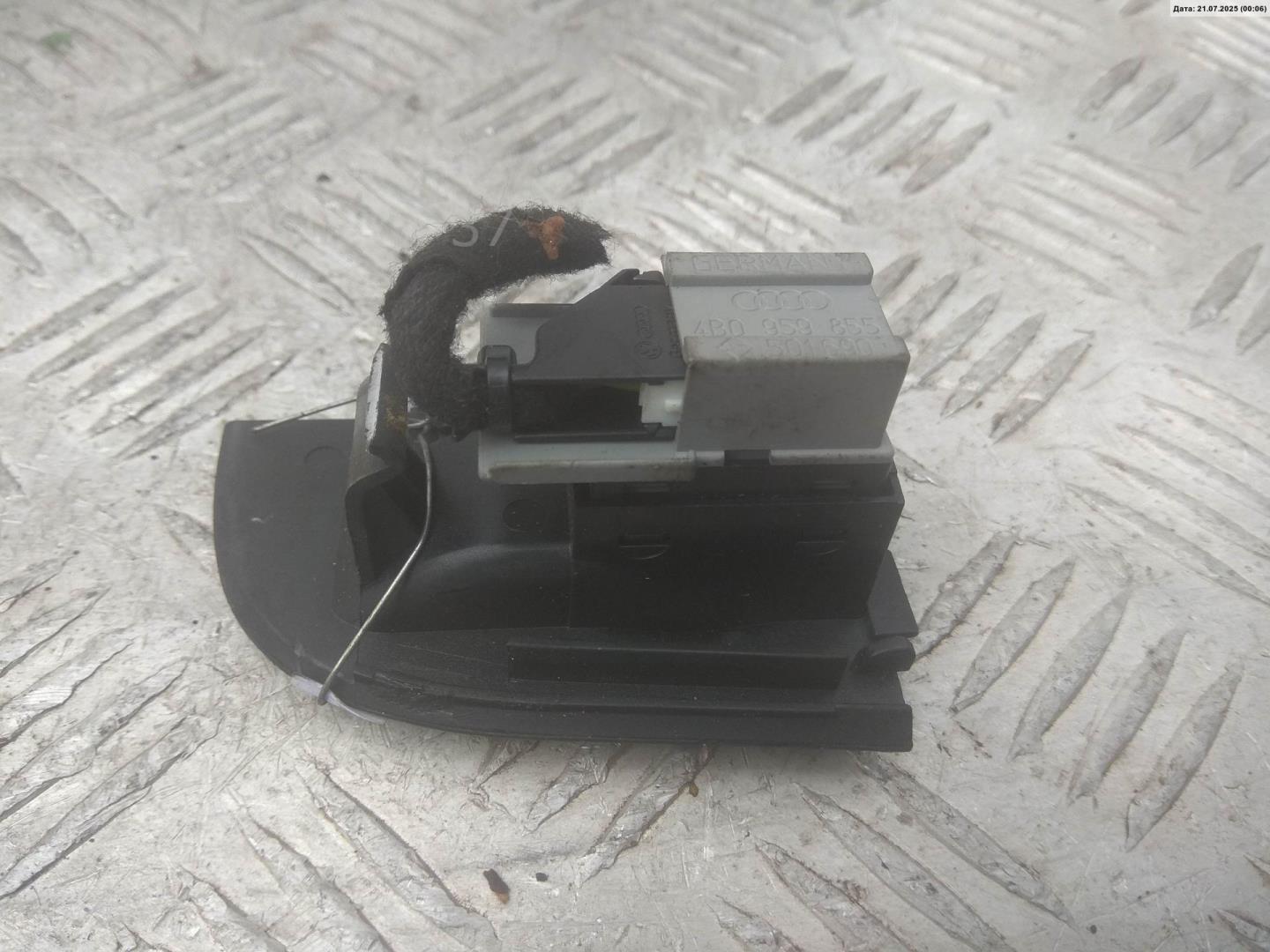 Кнопка стеклоподъемника