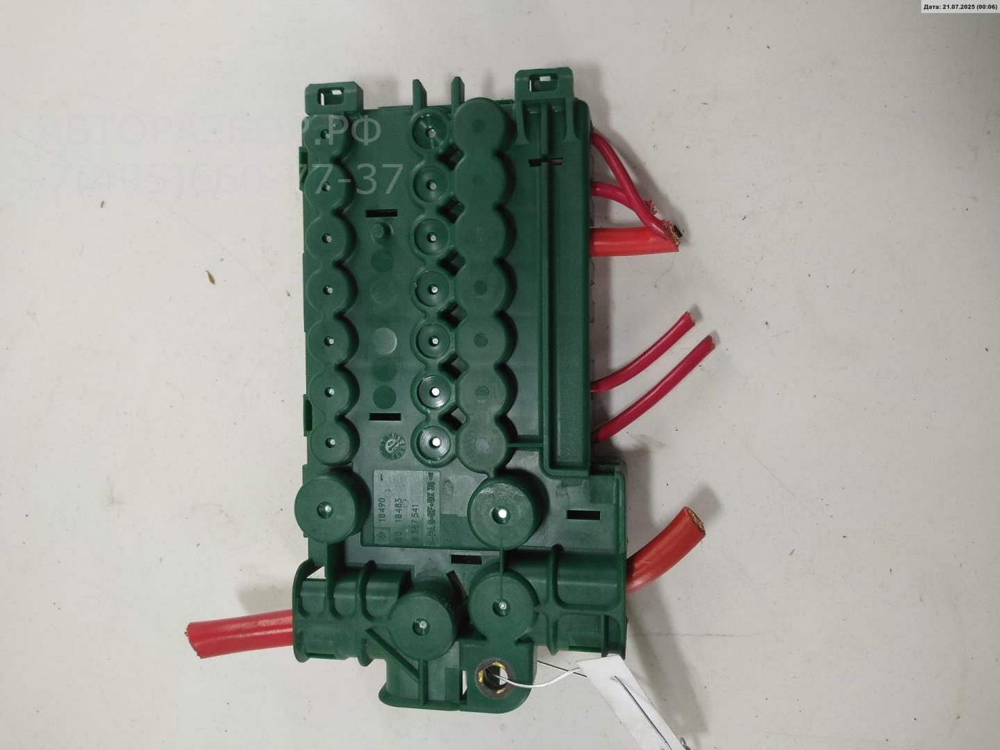 Блок предохранителей