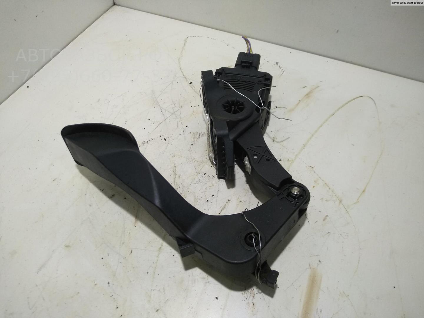 Педаль газа