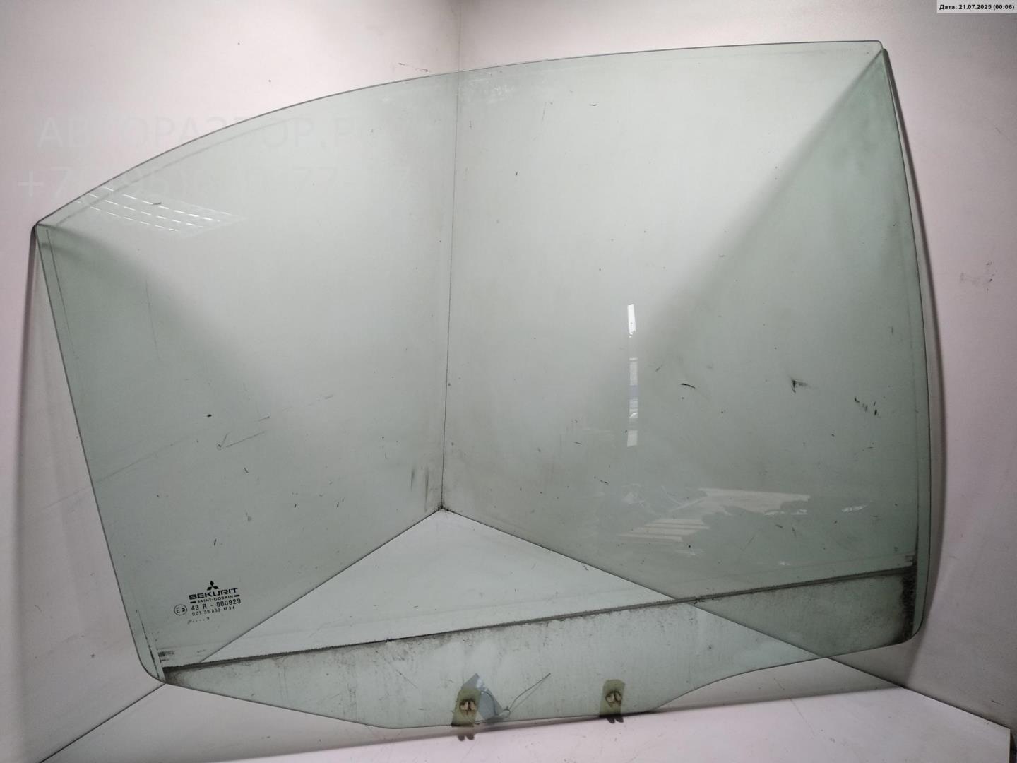 Стекло двери задней правой