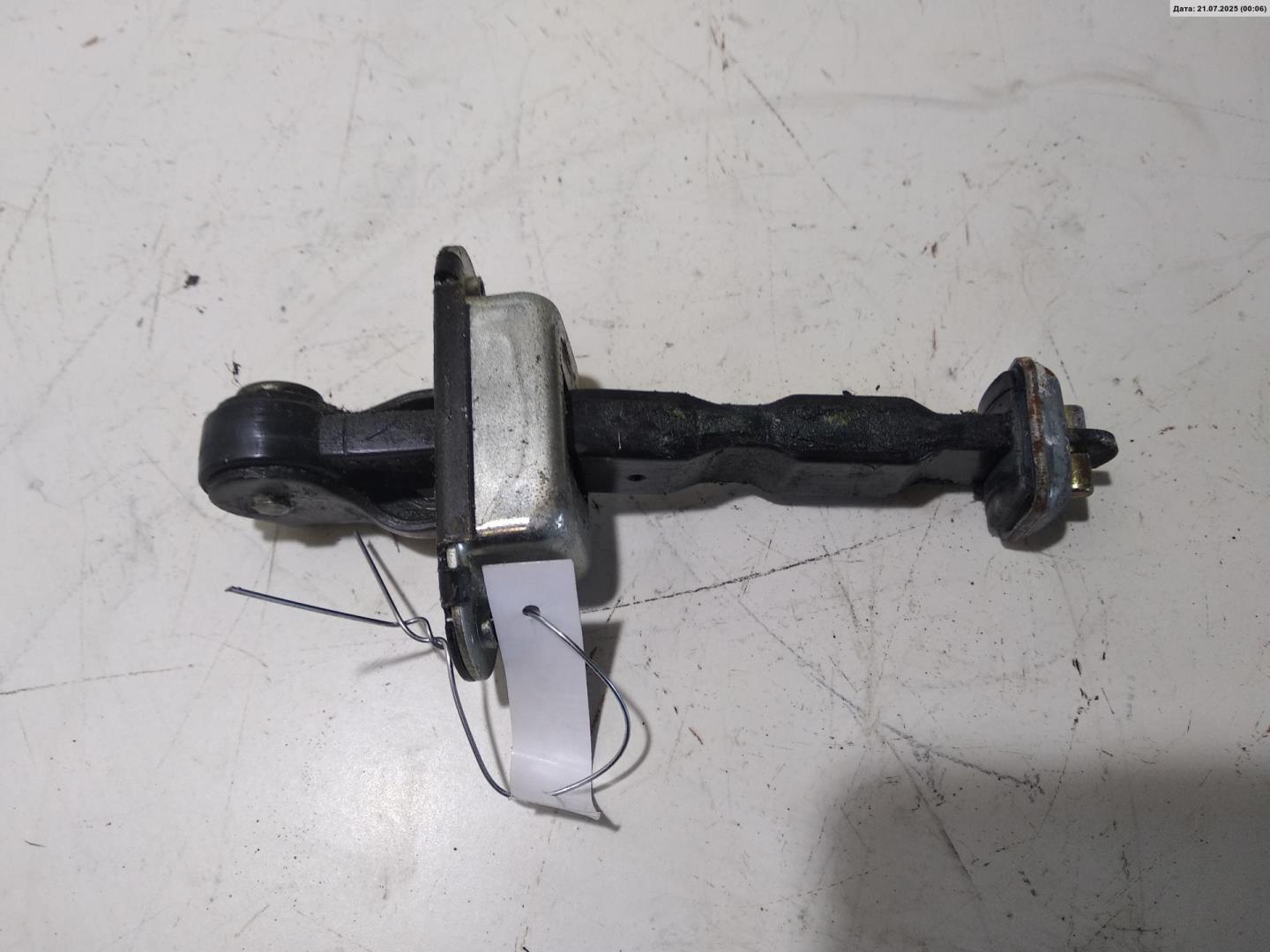 Ограничитель двери