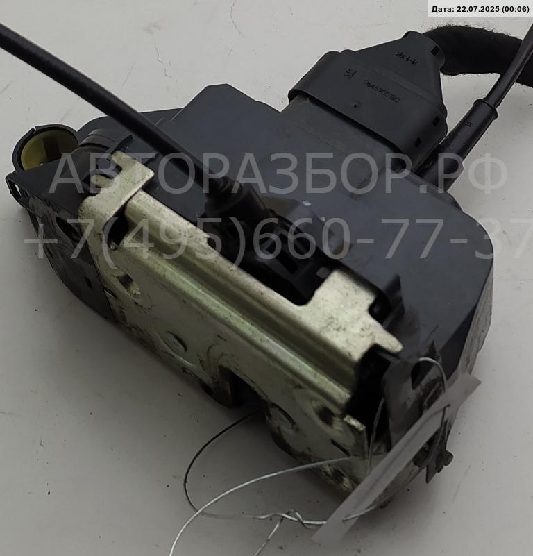 Замок двери передней правой