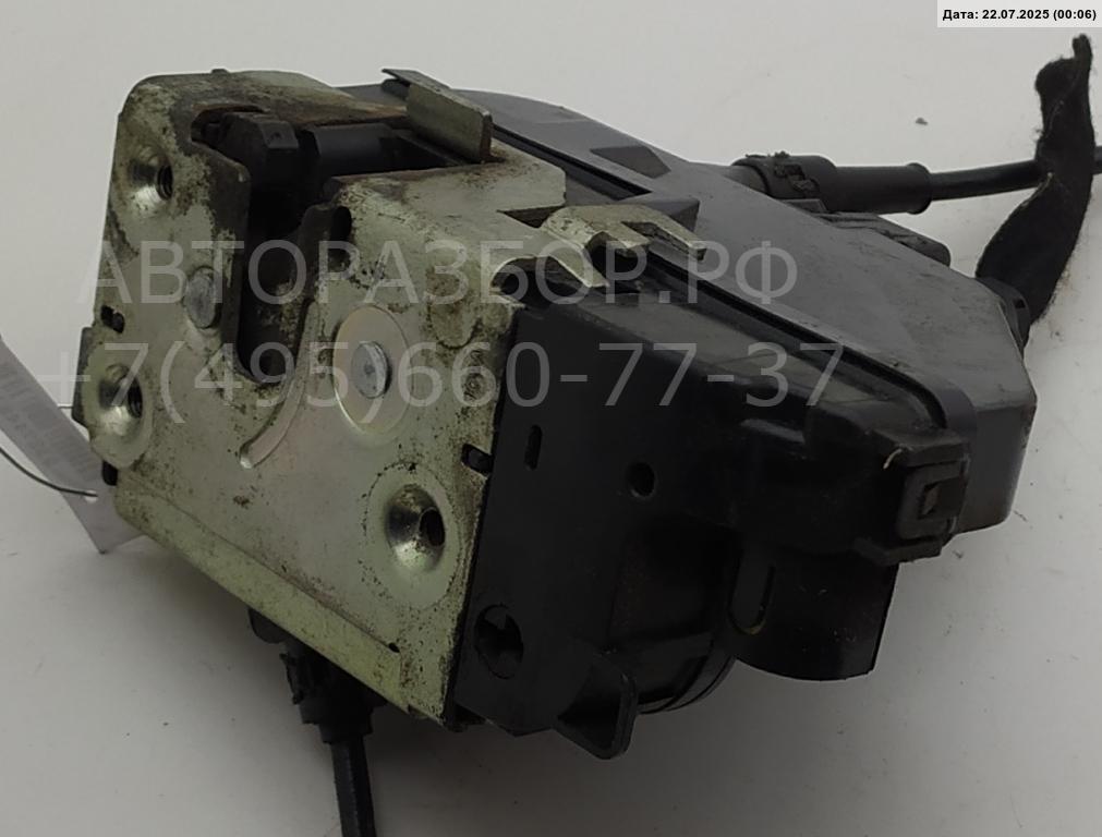 Замок двери передней правой